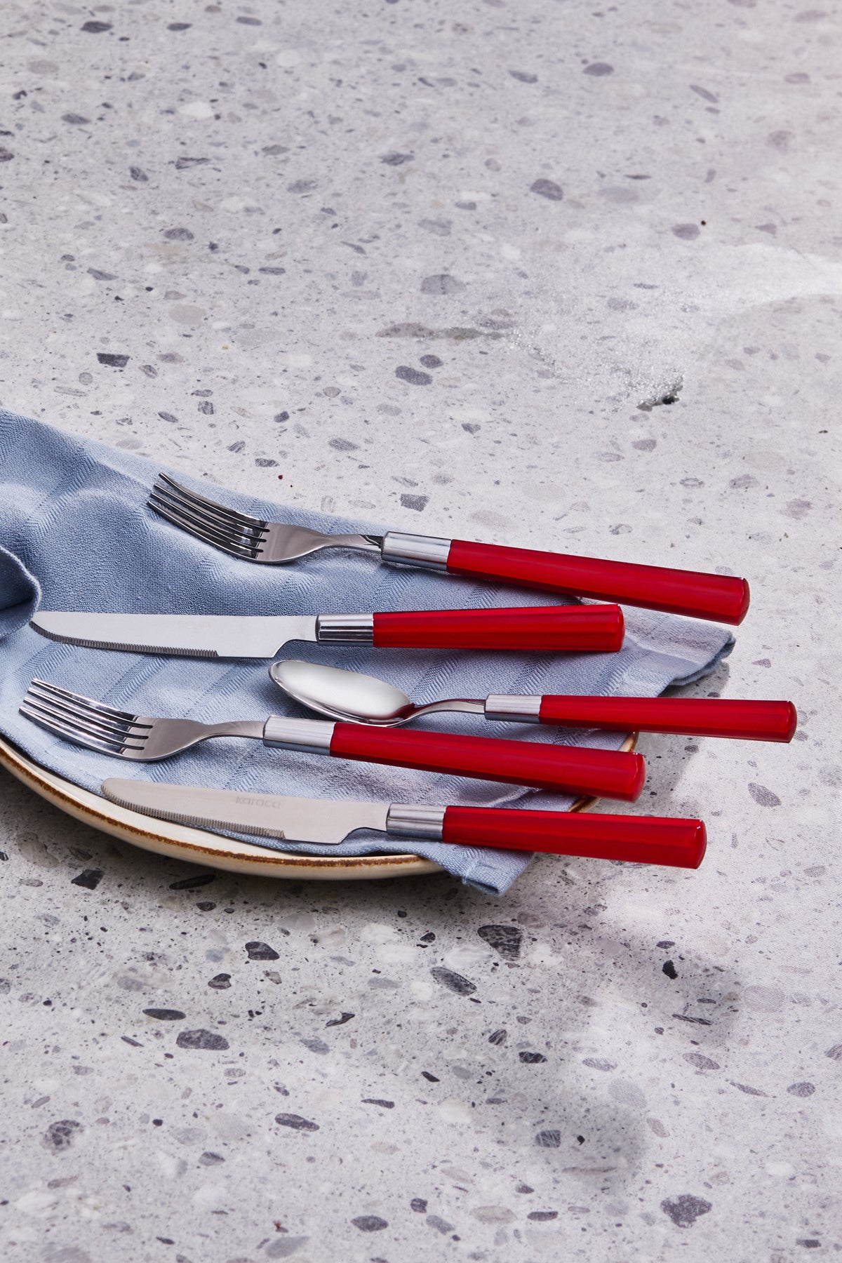 Karaca fluca 18 Piece 6 Place Setting kahvalti Fork kacik Knife Set kirmizi - MALLTURK