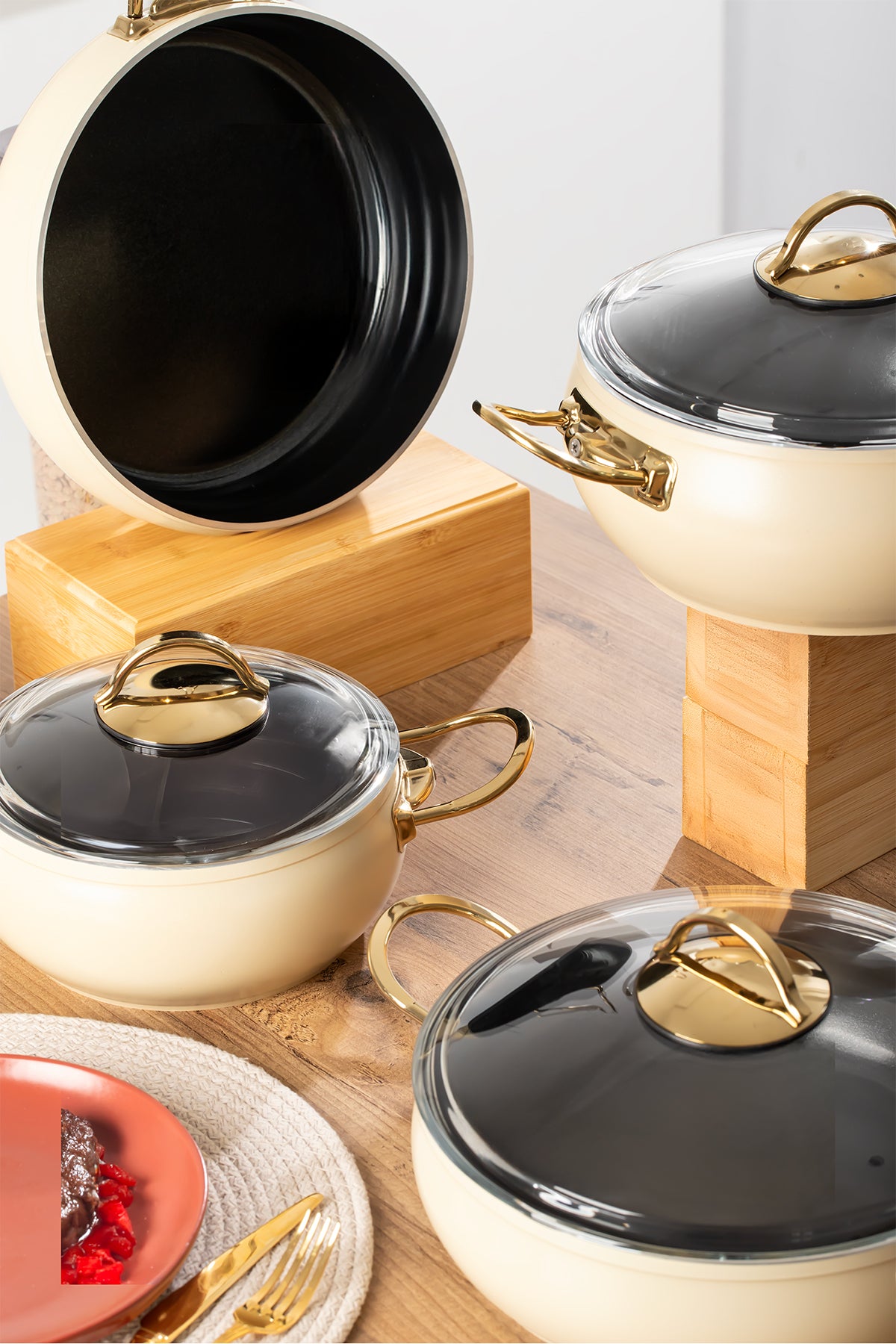 Lines L-5094-1 Yonca Guvec 7 Piece Kure Cookware Set Altin Kulp