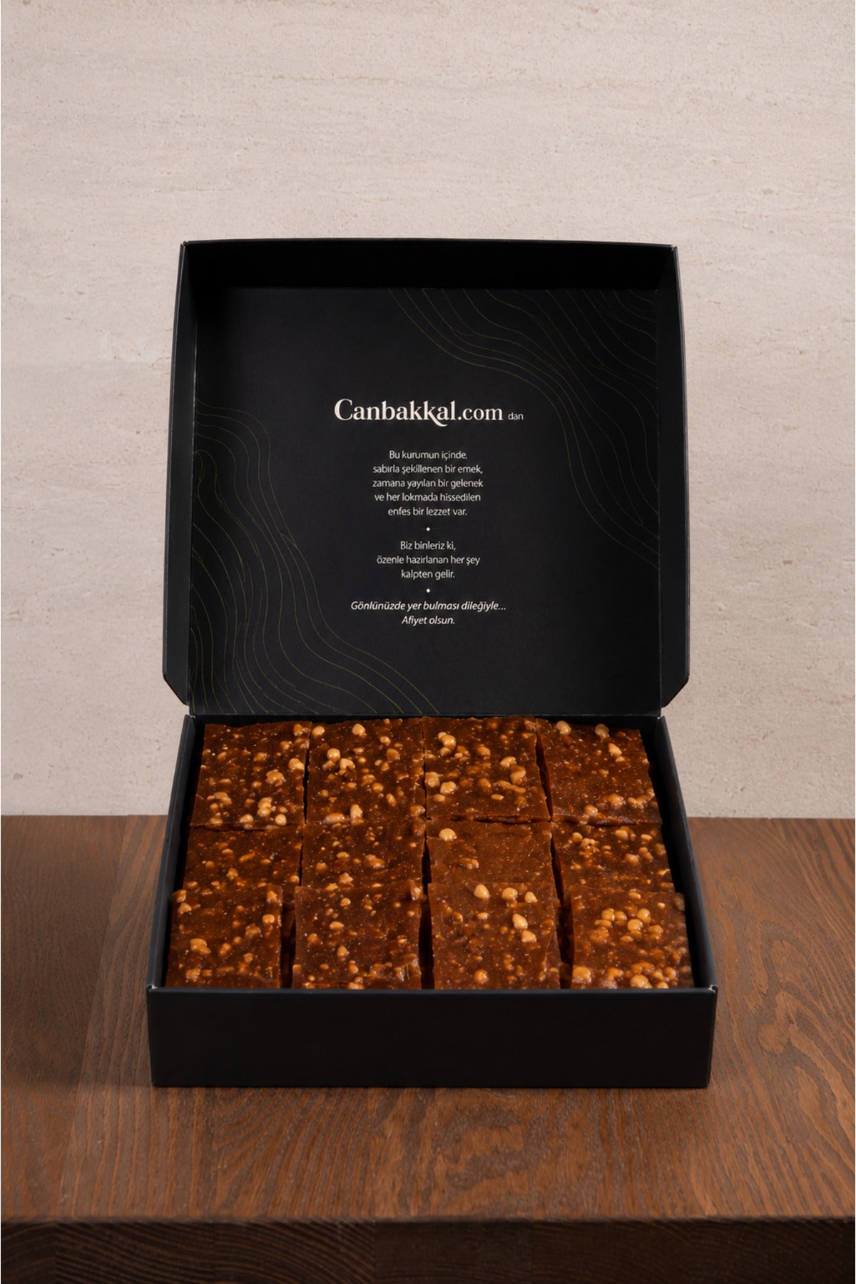 Canbakkal Plain Leaf Style Fruit Leather 500 g katkisiz dogal Traditional yoresel Snack - MALLTURK