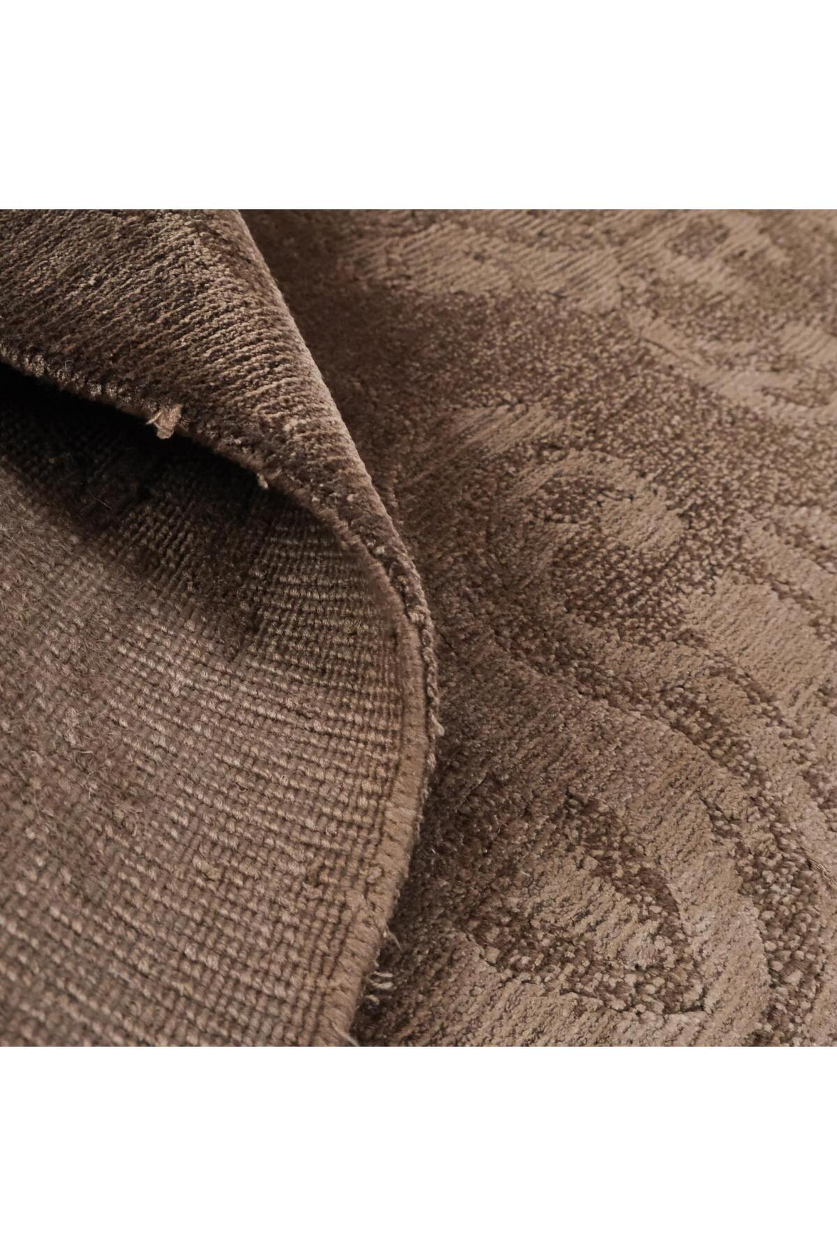 Halicizade Hand-Woven Damask Pattern Brown Bambu Rug
