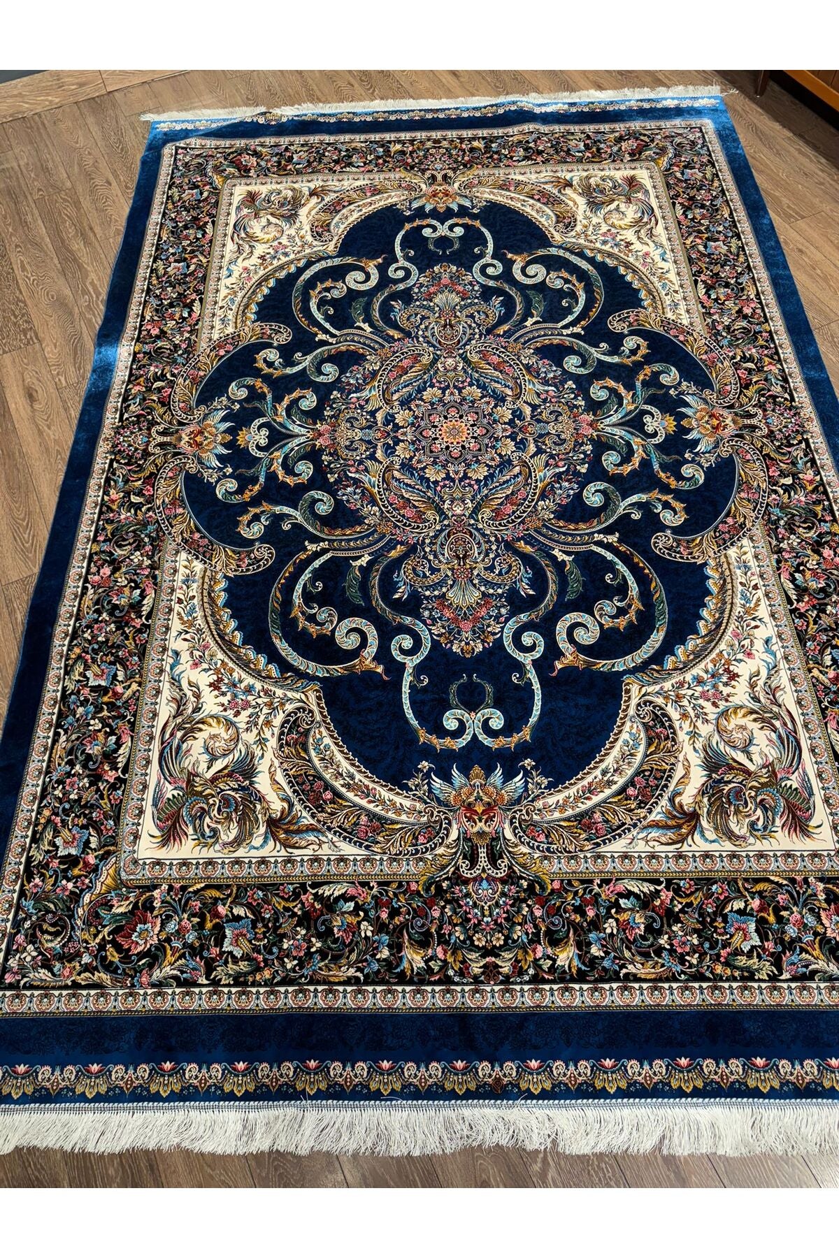 Rustikev Iranian Silk Rug - MALLTURK