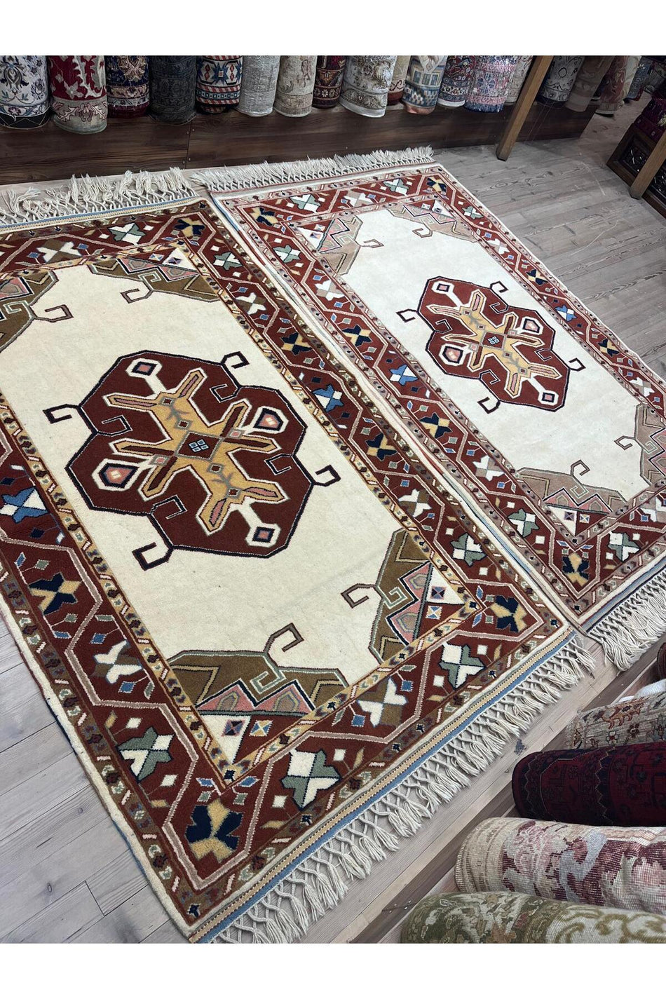 SIRVAN Rug Hand-Woven 2-Piece Yoruk Rug - 130 x 200 - MALLTURK