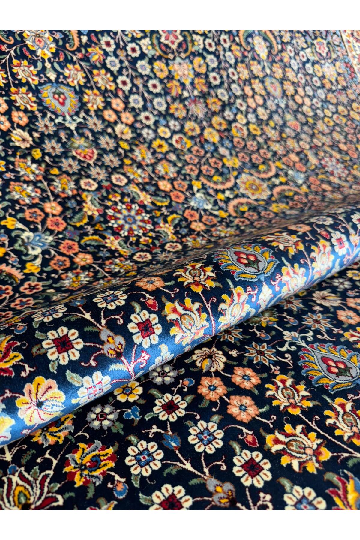 Rustikev Iranian Silk Hereke Rug - MALLTURK