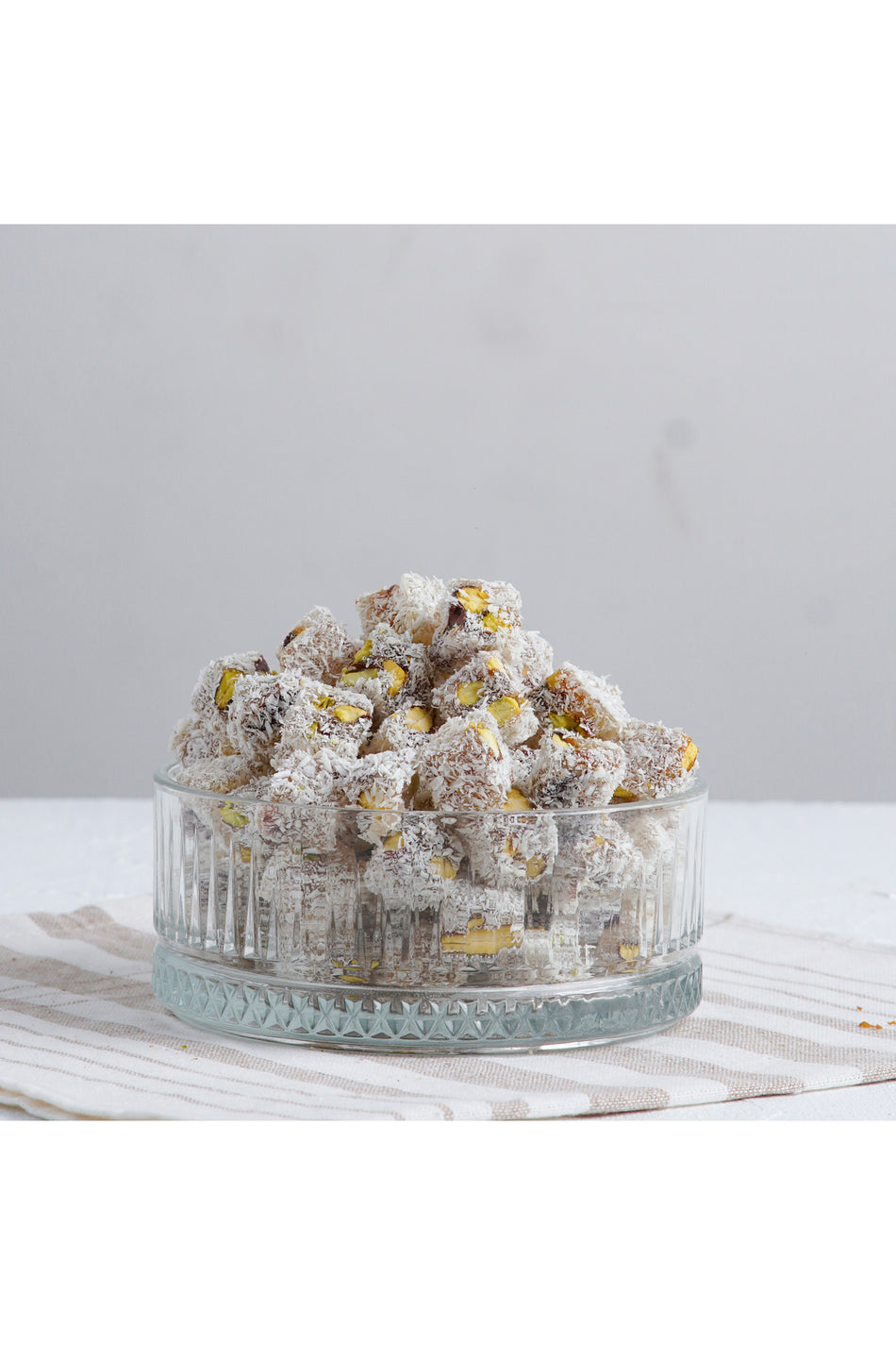 BULUTLAR KURUYEMIS Pistachio Coconut Mini Turkish Delight kg 500 g - MALLTURK
