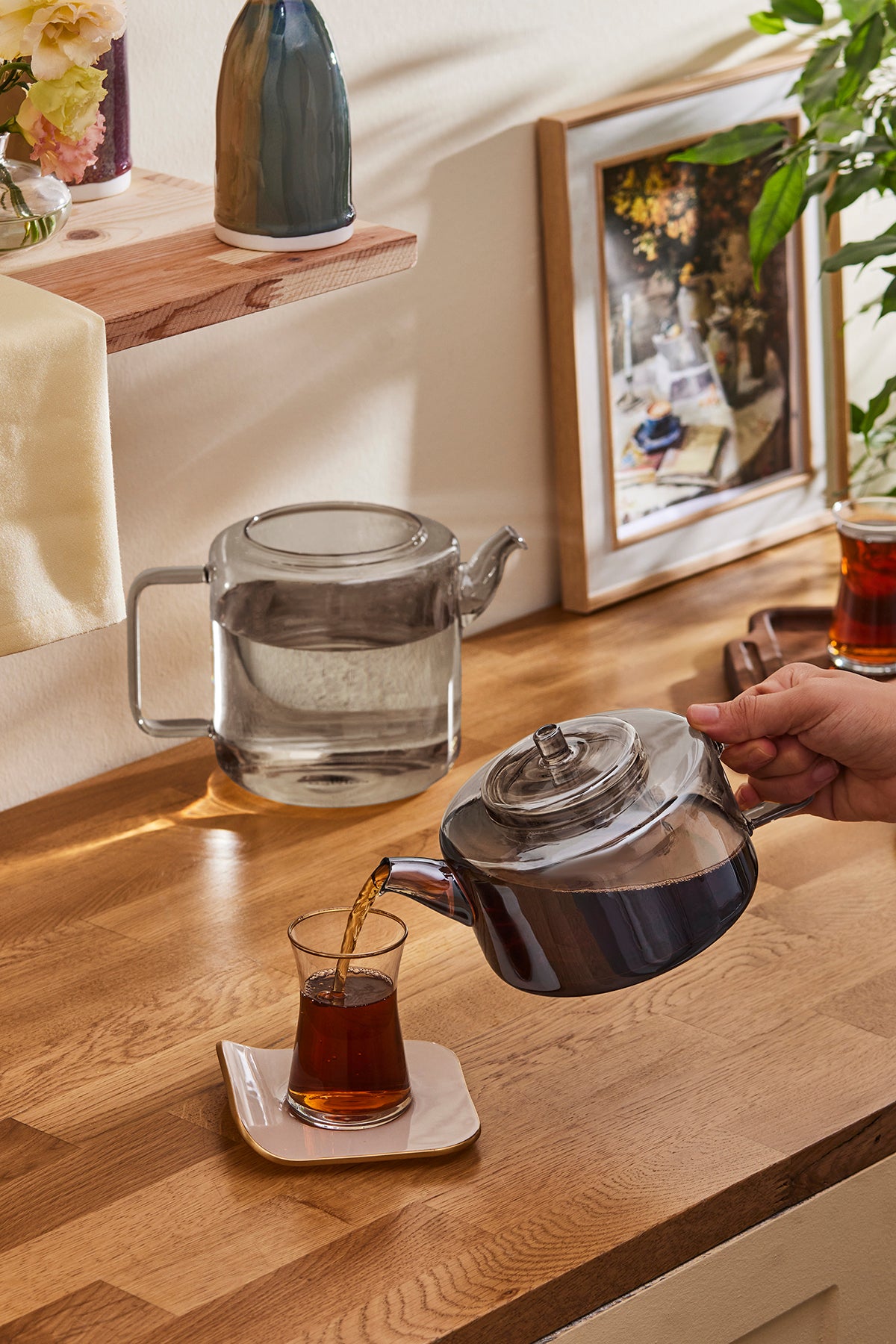Karaca Flat Borosilicate Glass Midi Teapot Smoke Grey - MALLTURK