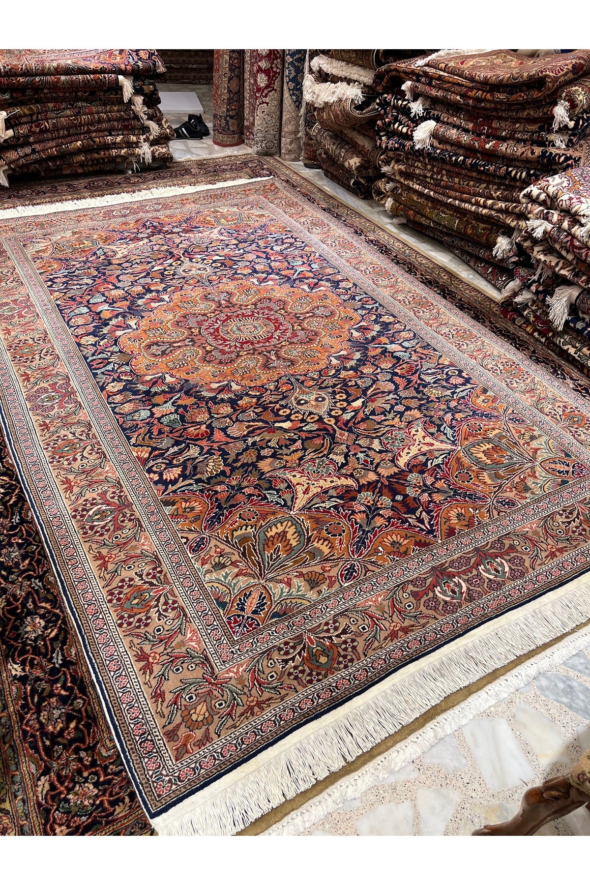 RD RAMAZAN DAG Hand Rug Art Hand-Woven Kayseri Karslioglu Weave Premium Kalitesi Magnificent Bir Eser Size 300x200 - MALLTURK