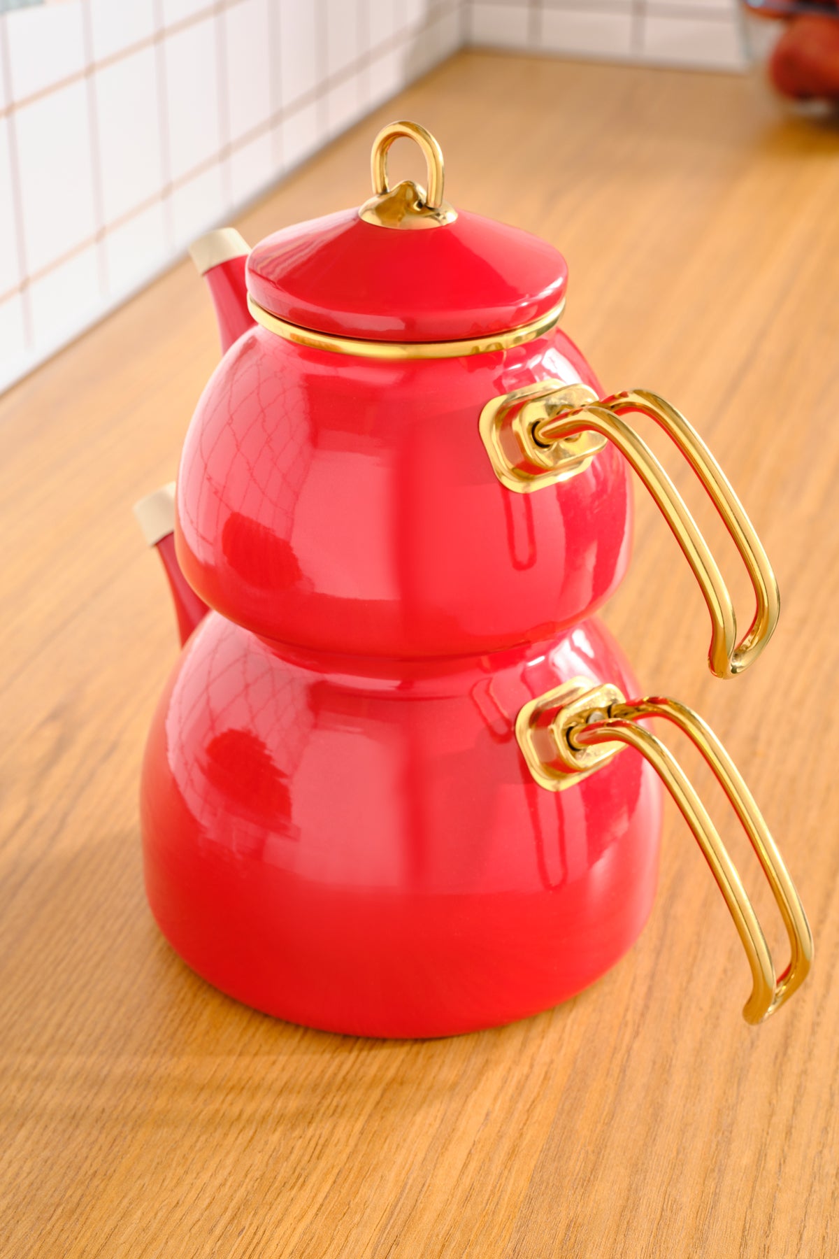Karaca Retro Enamel Midi Teapot, Red - MALLTURK