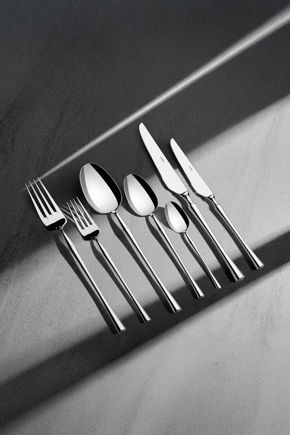 Nehir marbella Plain 12 Place Setting 84 Piece Boxed Flatware Set - MALLTURK
