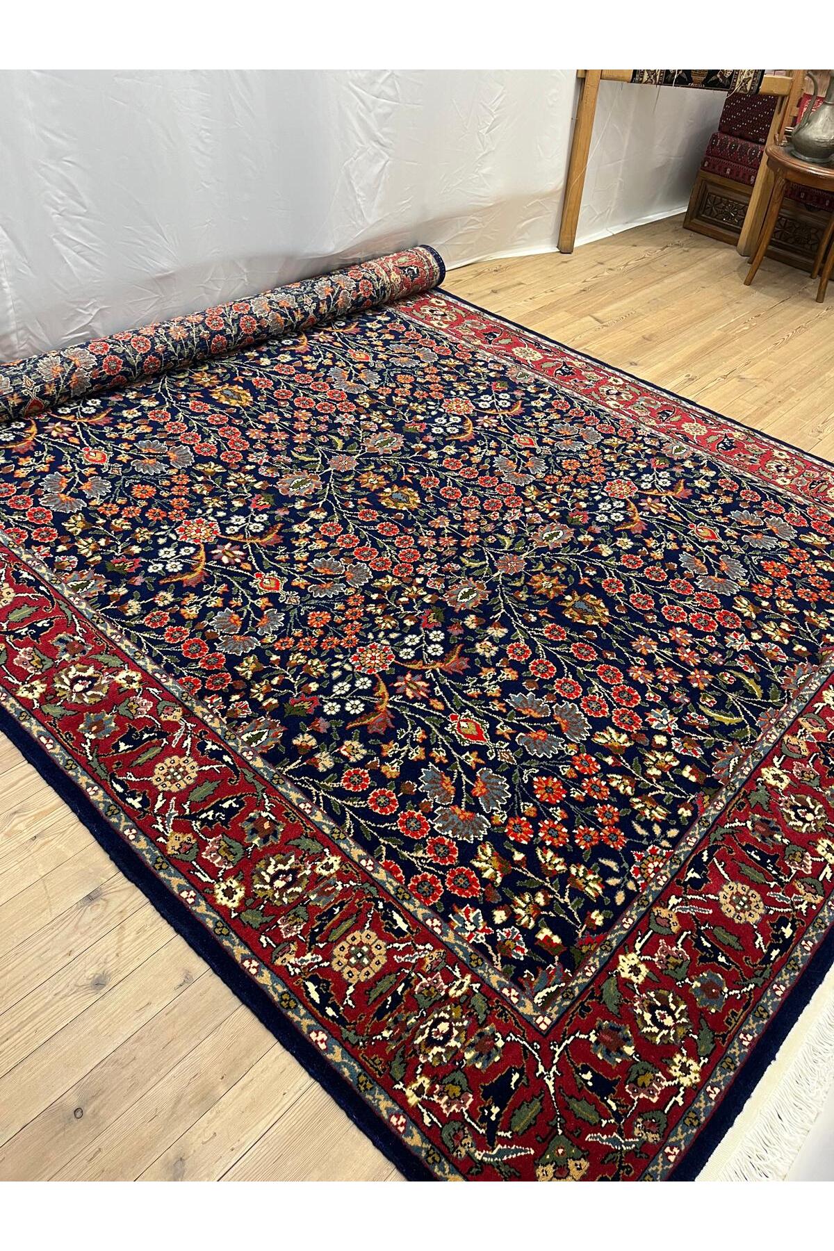 SIRVAN Rug Hand-Woven Hereke Rug - 332x220 - MALLTURK
