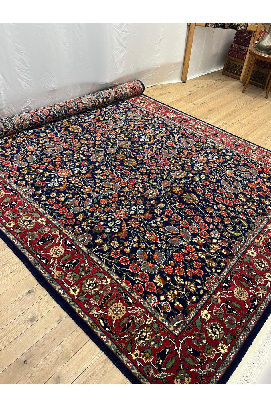 SIRVAN Rug Hand-Woven Hereke Rug - 332x220 - MALLTURK
