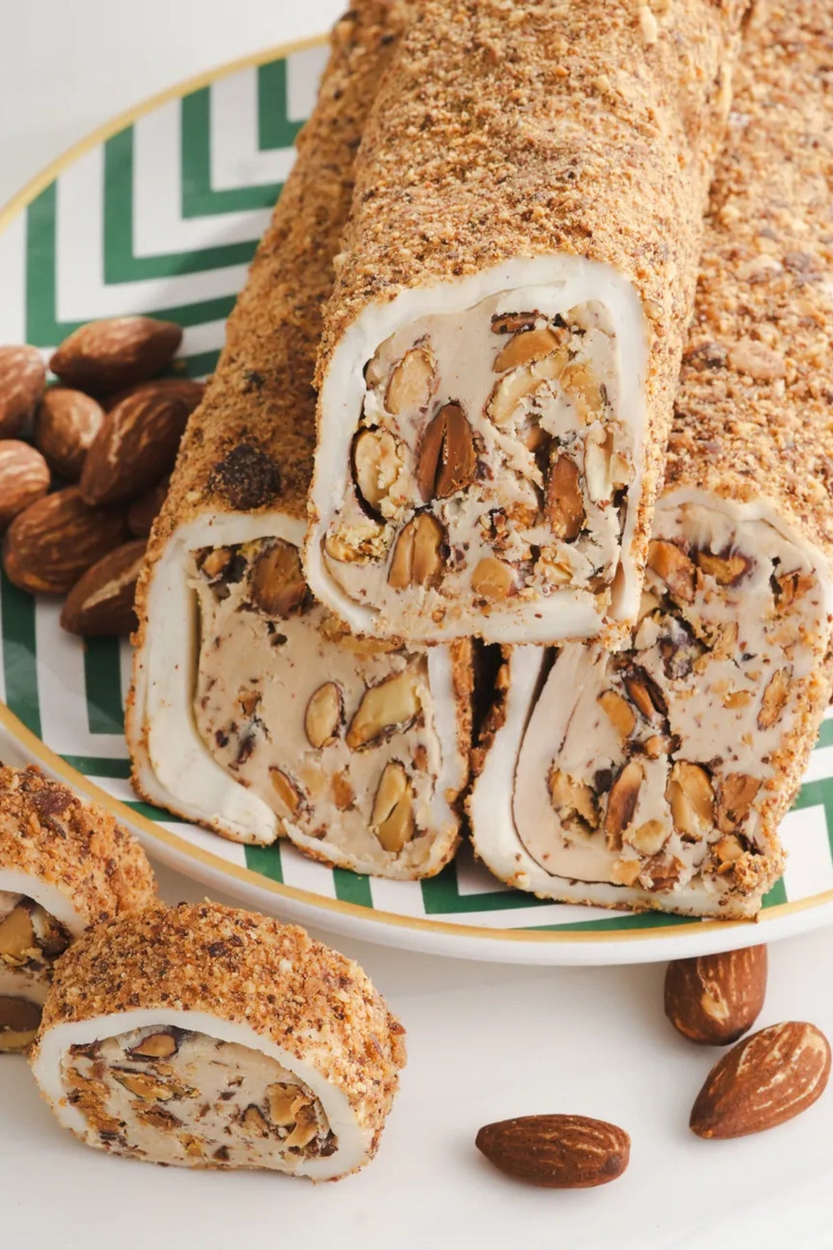 Avlu dogal urunler Almond Rolled Turkish Delight 500 g bol Almond Traditional Rolled Turkish Delight - MALLTURK