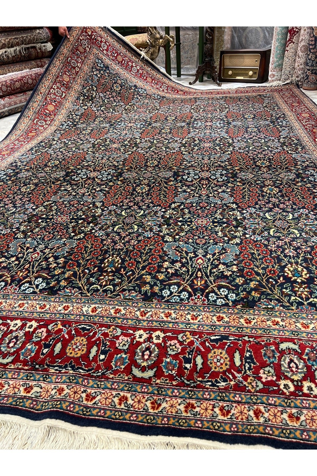 RD RAMAZAN DAG Hand Rug Art Hand-Woven Hereke Rug Seven Mountains Flower Premium Quality Size 365x253 - MALLTURK