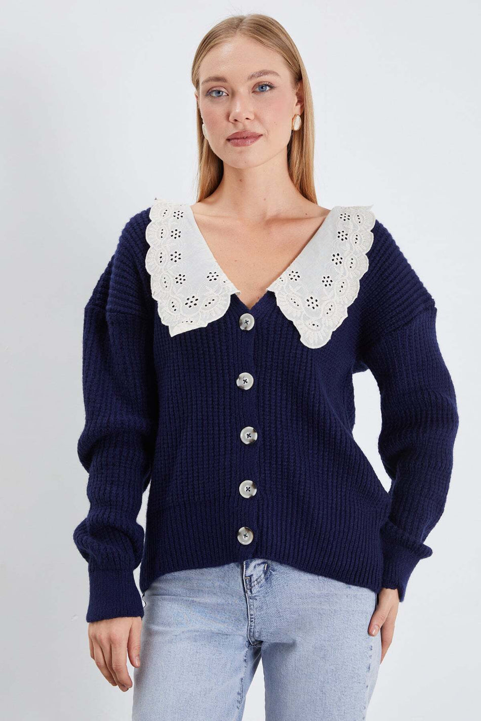 Lace-Up Baby Collar Buttoned Knitwear Cardigan