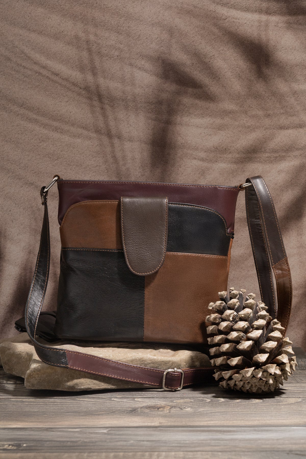 Fubileather Genuine Leather Multi-Compartment Strapped Shoulder Bag