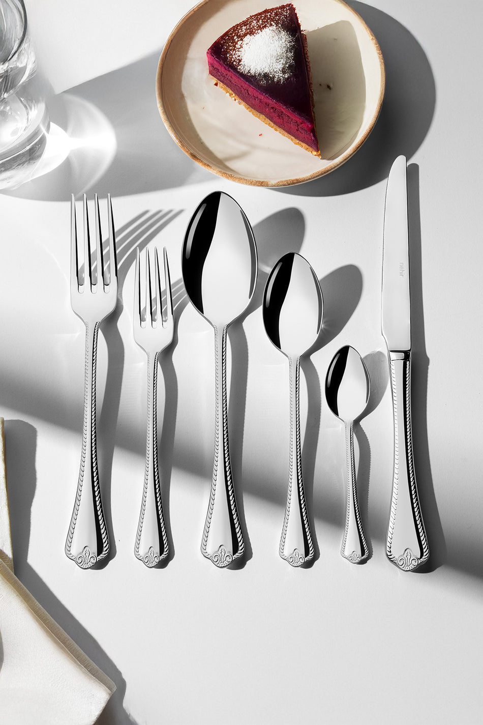 Nehir fulya Plain 12 Place Setting 72 Piece Boxed Flatware Set - MALLTURK