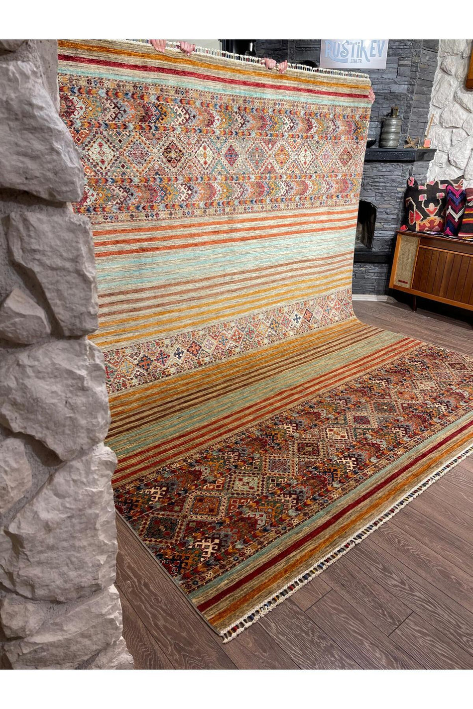 Rustikev ORJIN Rug