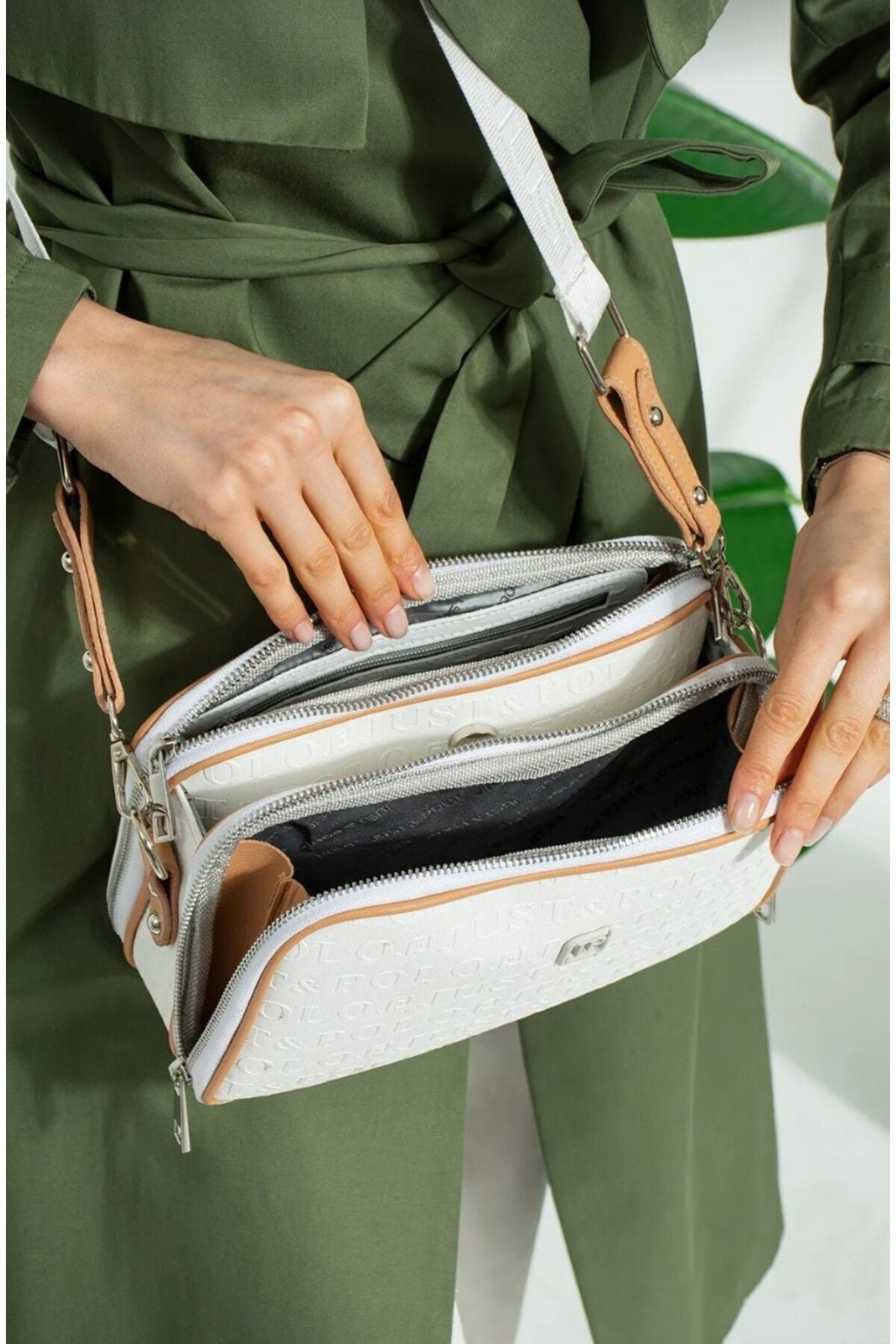 Just Polo Women's 3D Just & Polo Patterned Vegan Shoulder and Handbag 4023 White - MALLTURK