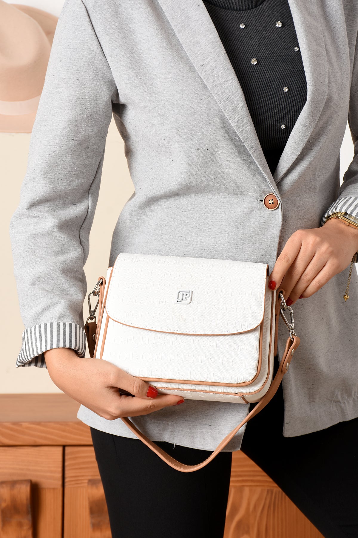 Just Polo Women's Flap Shoulder Bag JPM4041 White - MALLTURK