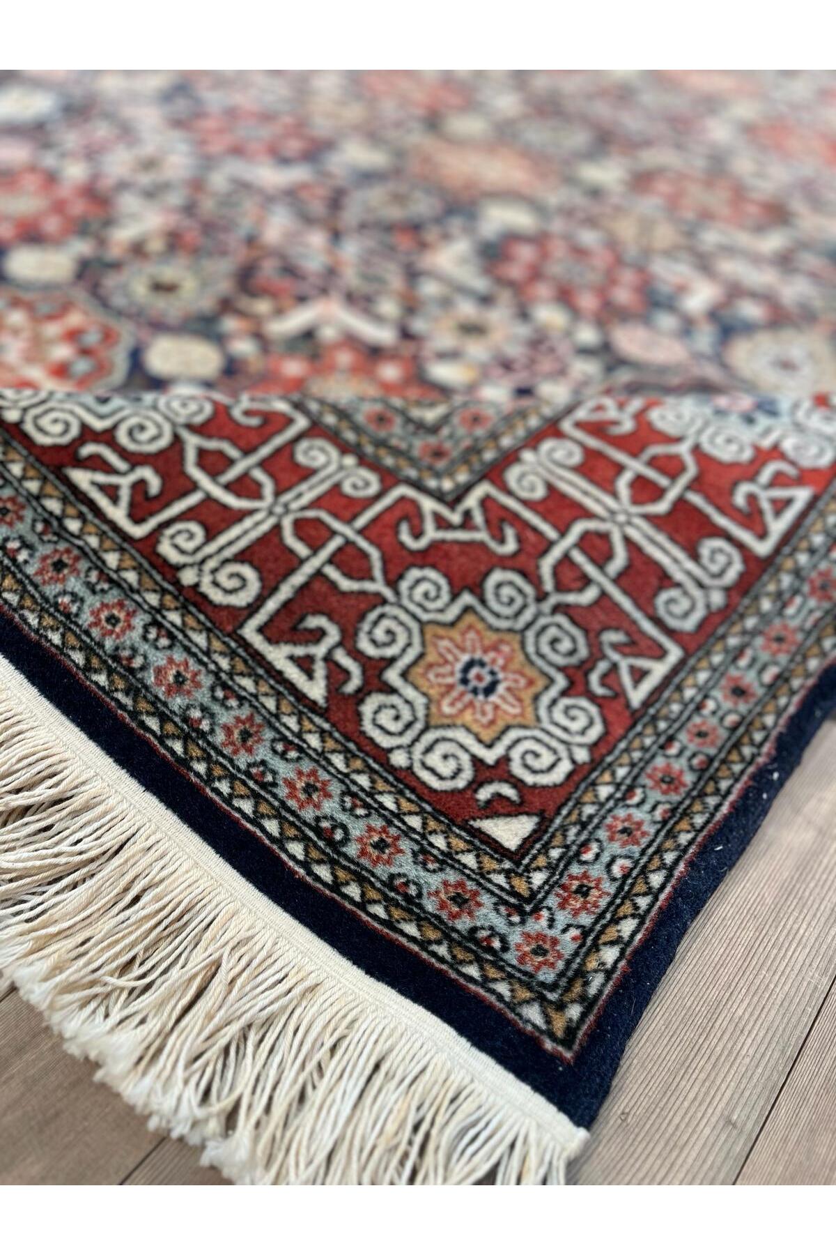 SIRVAN Rug Hand-Woven Hereke Rug - 194x314 - MALLTURK