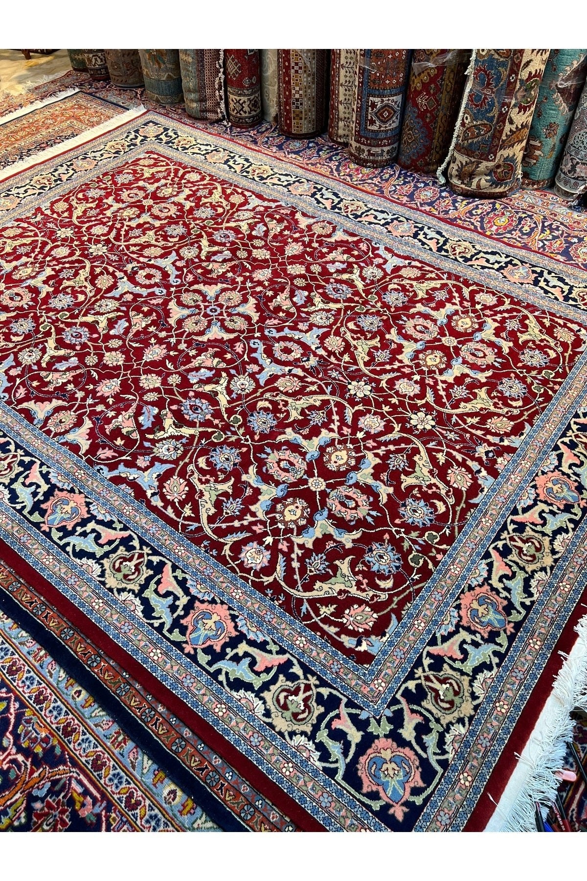 RD RAMAZAN DAG Hand Rug Art Hand-Woven Hereke Rug Signed Polonez Design Red Accent Size 272x195 - MALLTURK
