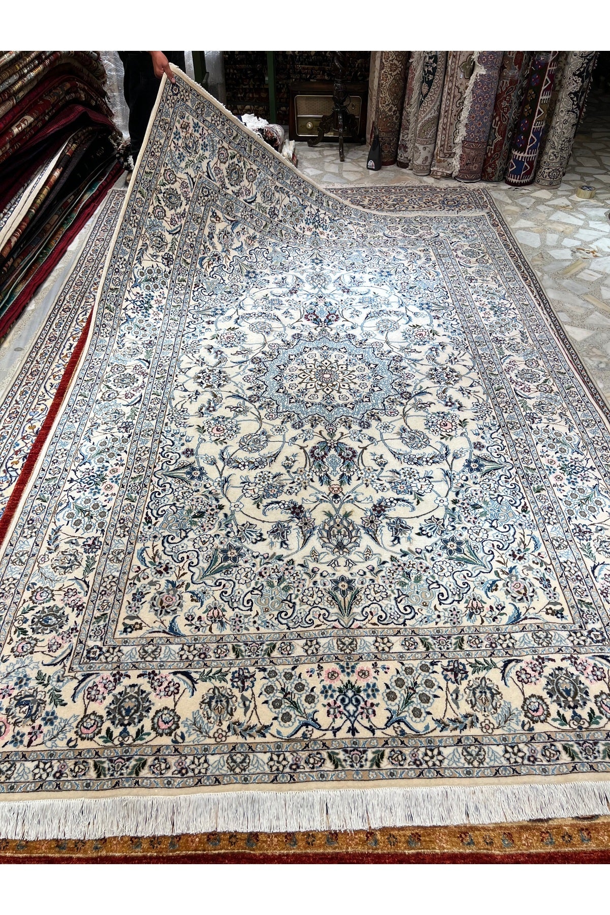 RD RAMAZAN DAG Hand Rug Art Hand-Woven Iranian Nain Rug Premium Quality Wool Blend Size 290x200 - MALLTURK