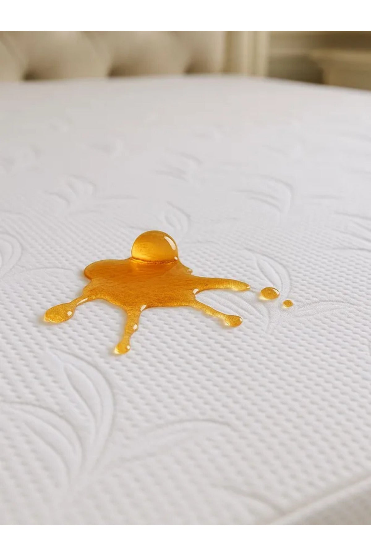 LOREEN HOME Orme Mattress Protector - MALLTURK