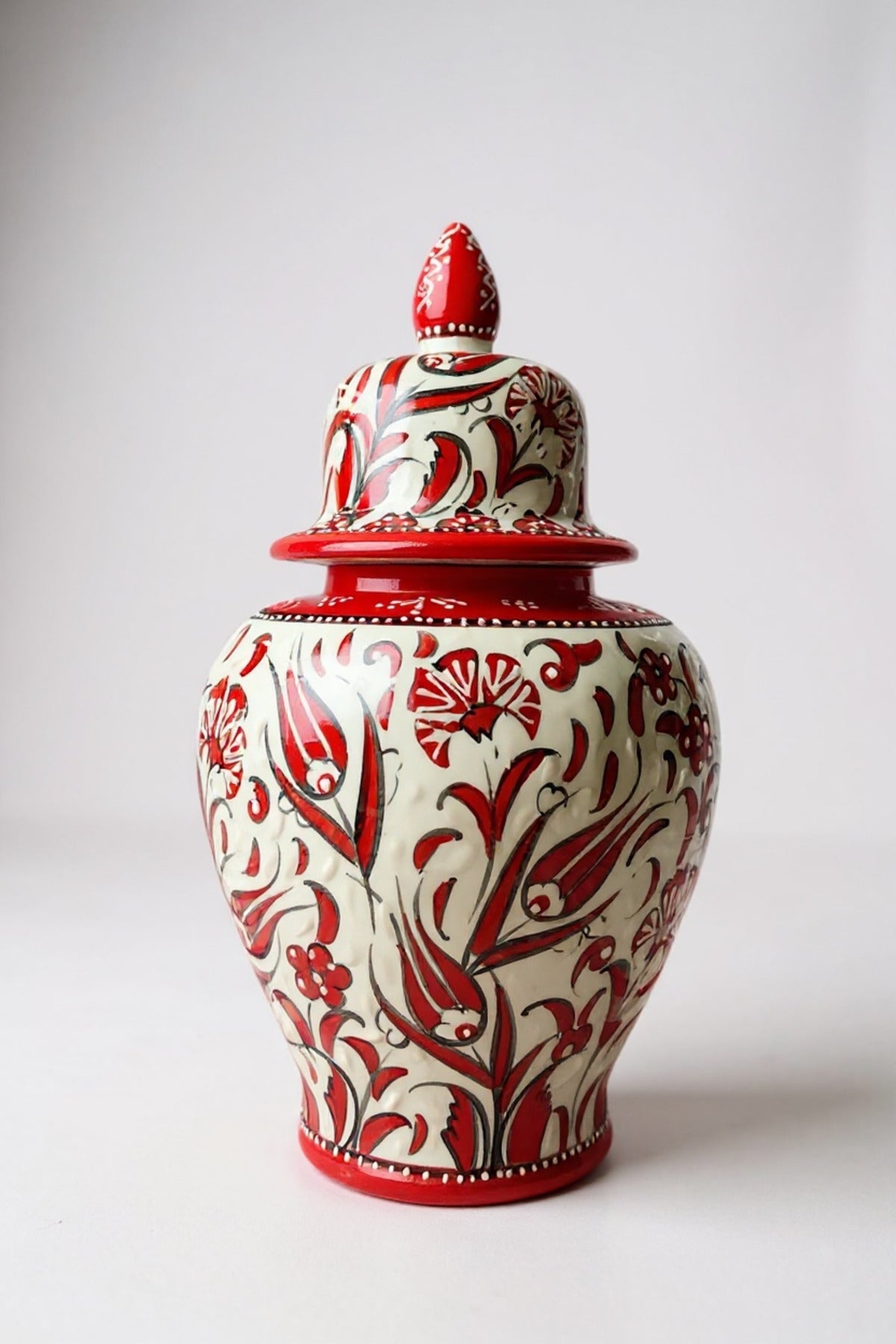 STORESZA Handmade Custom Design Sable Craftsmanship 30cm Red and White Shah Cube Ceramic Vase - MALLTURK