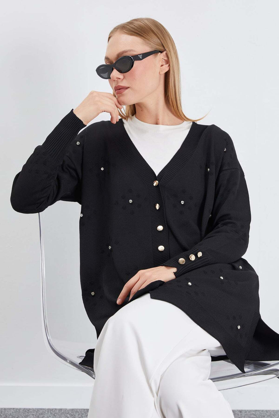 Stone Embroidered V-Neck Knitwear Cardigan