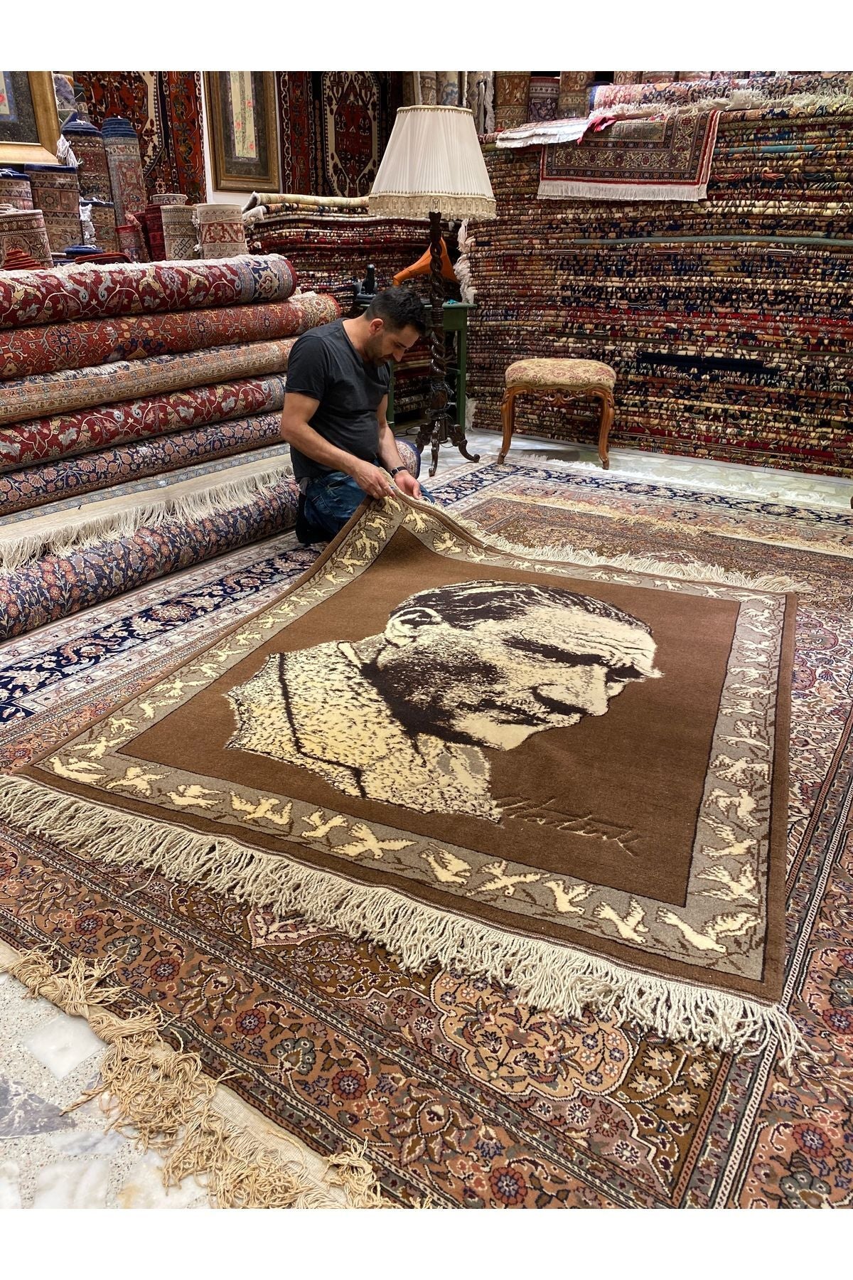 RD RAMAZAN DAG Hand Rug Art Hand-Woven Gazi Mustafa Kemal Ataturk Hand-Woven Wall Rug 190x160 - MALLTURK
