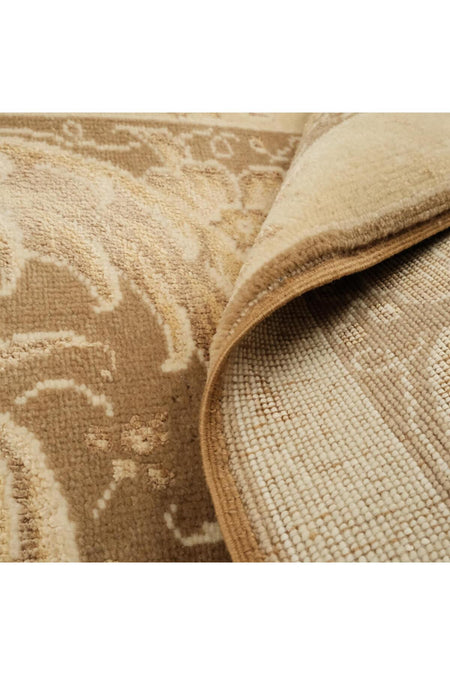 Halicizade Harem Serisi Usak Pattern Hand-Woven Rug - MALLTURK