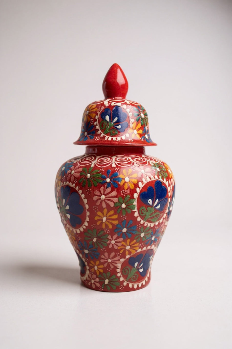 STORESZA Handmade Lace Workmanship 25cm Floral Motif Red Cube Ceramic Vase - MALLTURK
