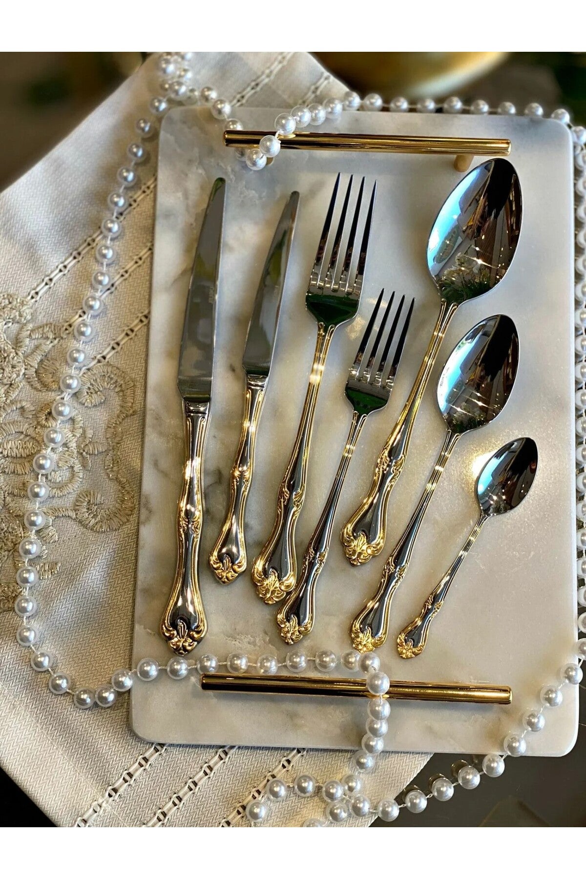 Nehir lalezar altin Plain 84 Piece 12 Place Setting Boxed Flatware Set - MALLTURK