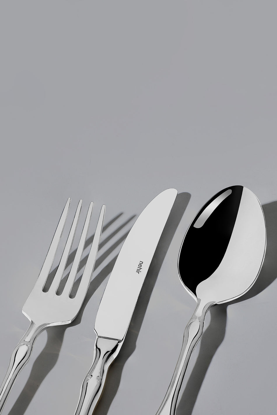 Nehir adriana Plain 12 Place Setting 72 Piece Boxed Flatware Set - MALLTURK