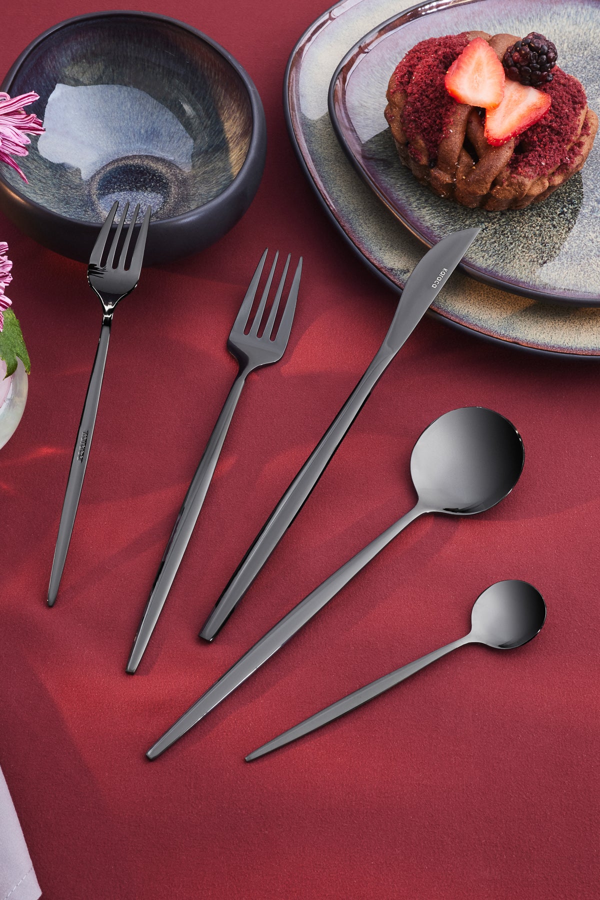 Karaca orion black 30 Piece 6 Place Setting Flatware Set - MALLTURK