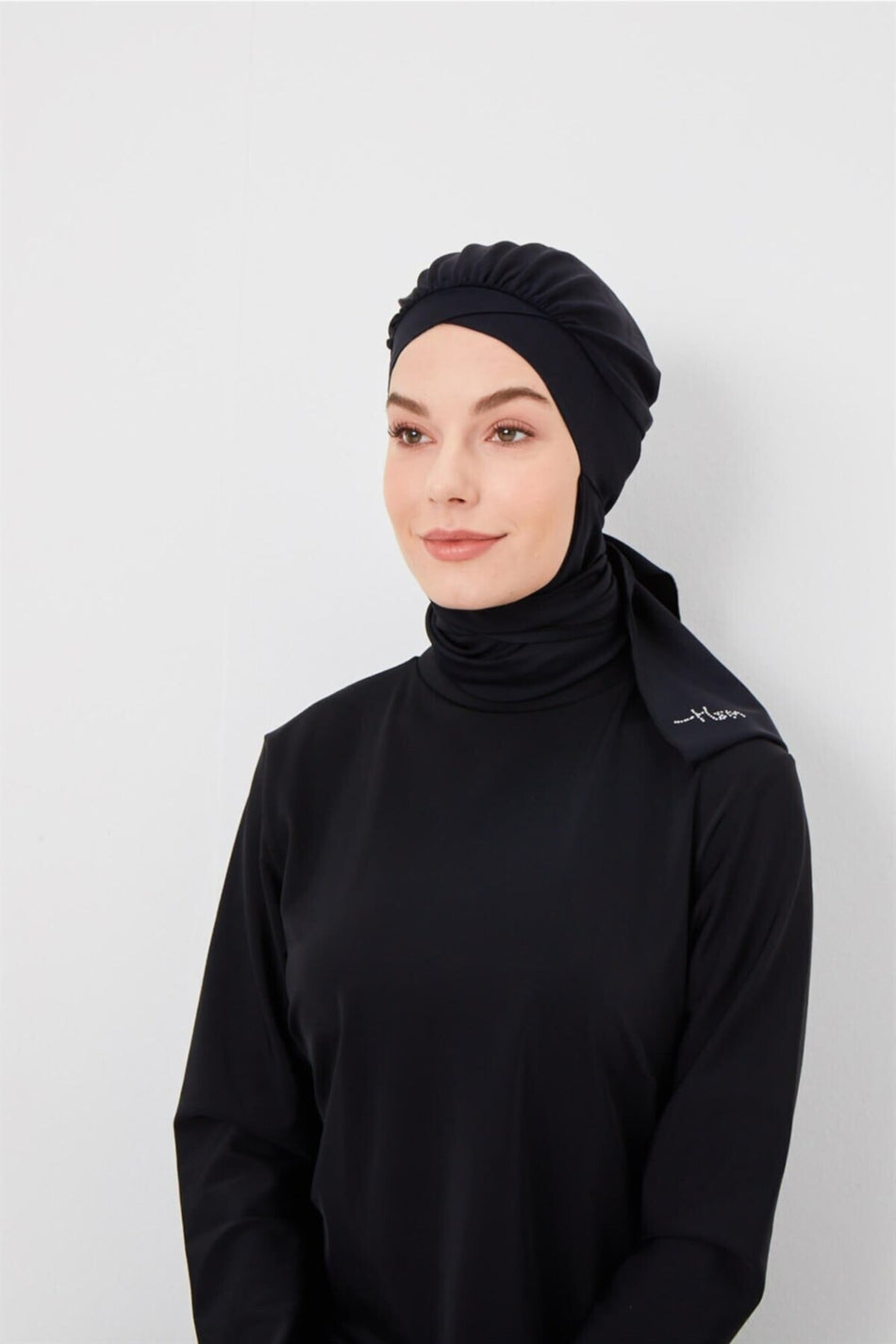 Black Stone Embellished Cross-Shaped Hijab Bonnet