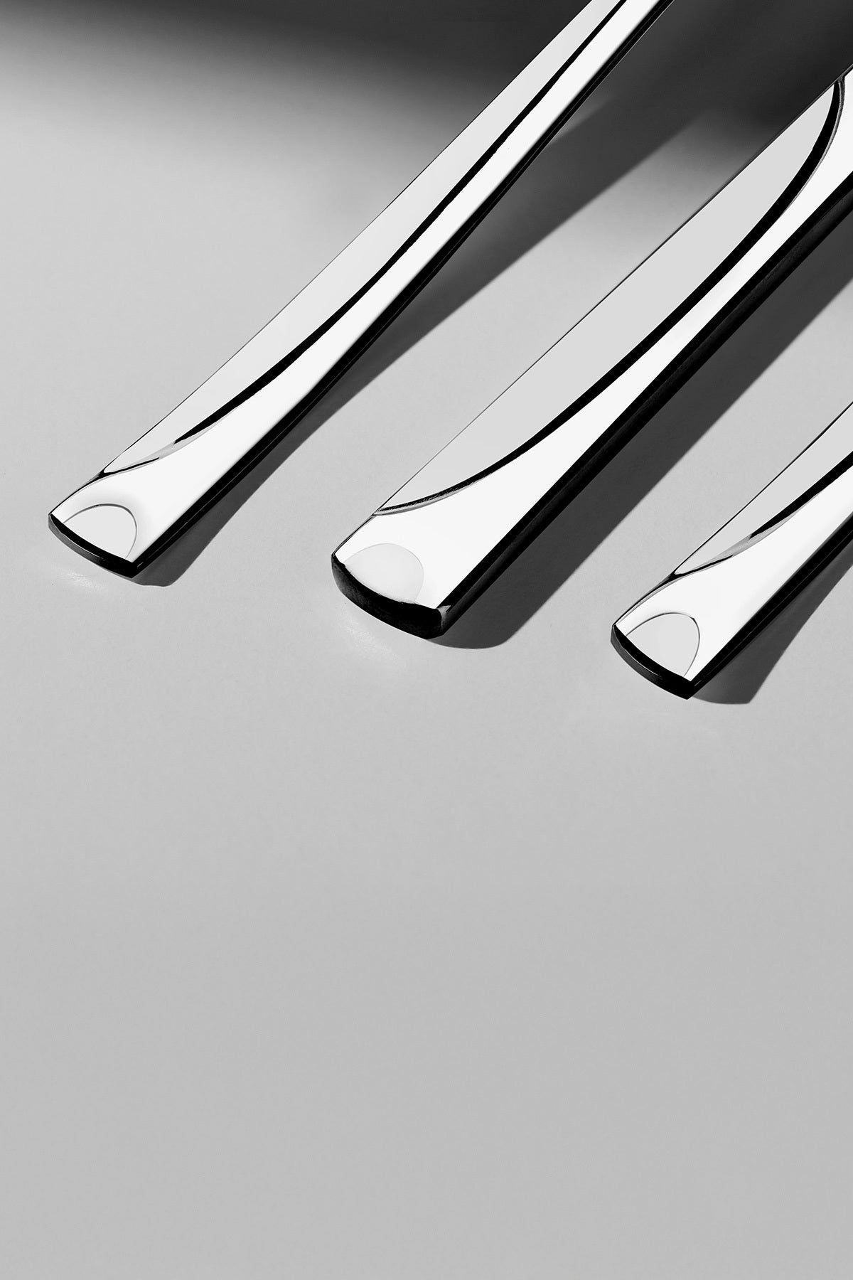 Nehir fiesta Plain 12 Place Setting 84 Piece deri Boxed Flatware Set - MALLTURK