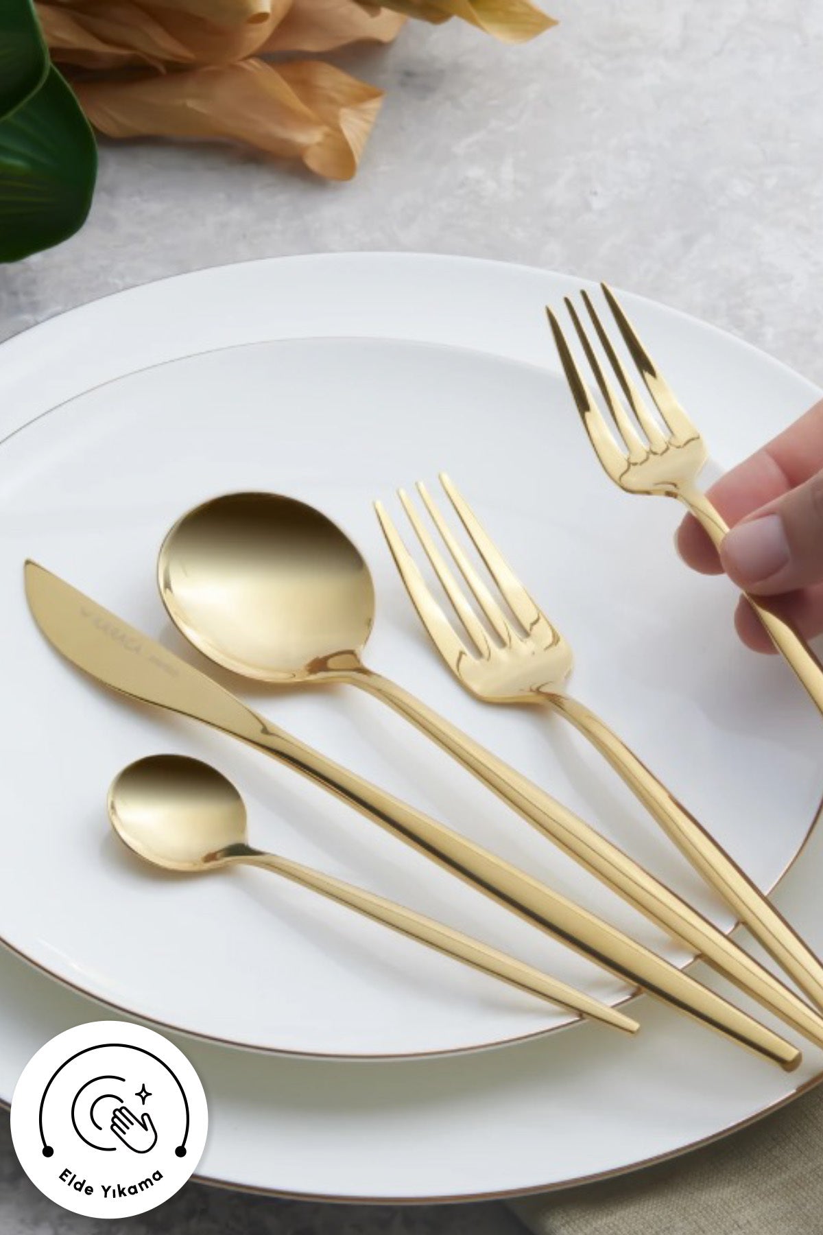Karaca orion shiny gold 30 Piece 6 Place Setting Flatware Set - MALLTURK