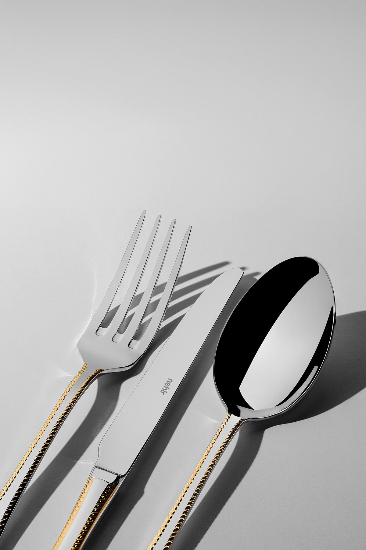 Nehir fulya altin Plain 12 Place Setting 89 Piece deri Boxed Flatware Set - MALLTURK