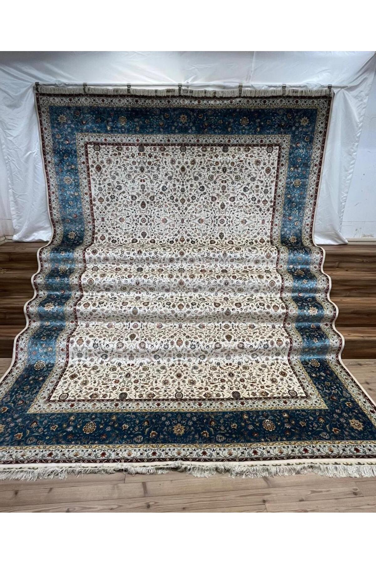 SIRVAN Rug Hand-Woven Wool Rug - 306 x 424 - MALLTURK