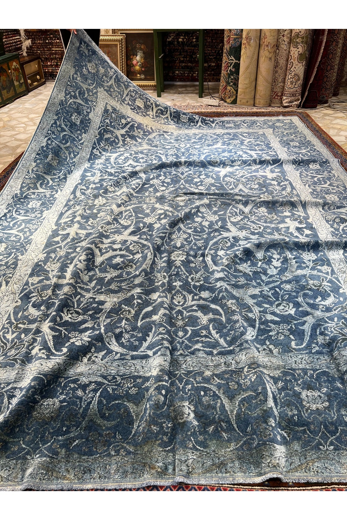 RD RAMAZAN DAG Hand Rug Art Hand-Woven Fine Rug Pera Tughra Silk Weave Kumkapi Design Size 313x219 - MALLTURK
