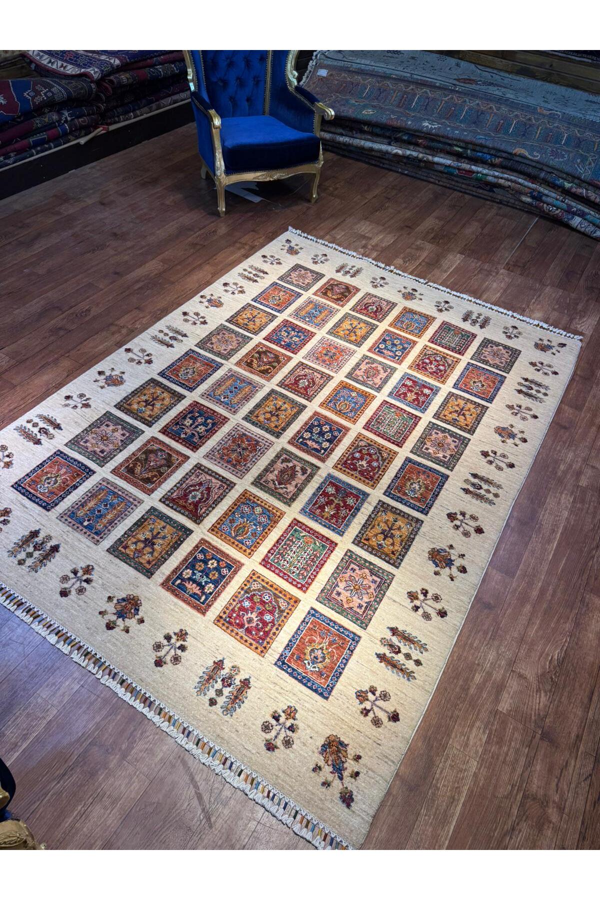 Wool Hand-Woven Afghan Rug