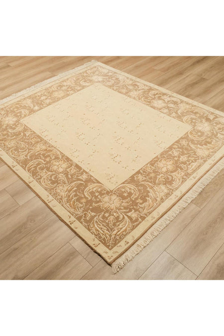 Halicizade Harem Serisi Usak Pattern Hand-Woven Rug - MALLTURK