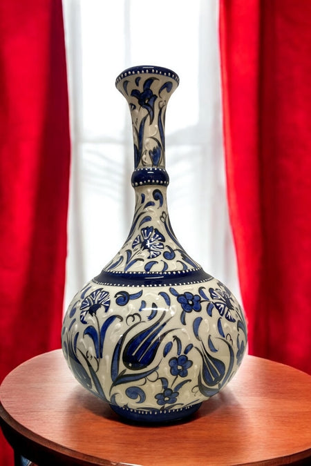 STORESZA Handmade 30cm Kutahya Teardrop Ceramic Vase – Navy Blue and White - MALLTURK