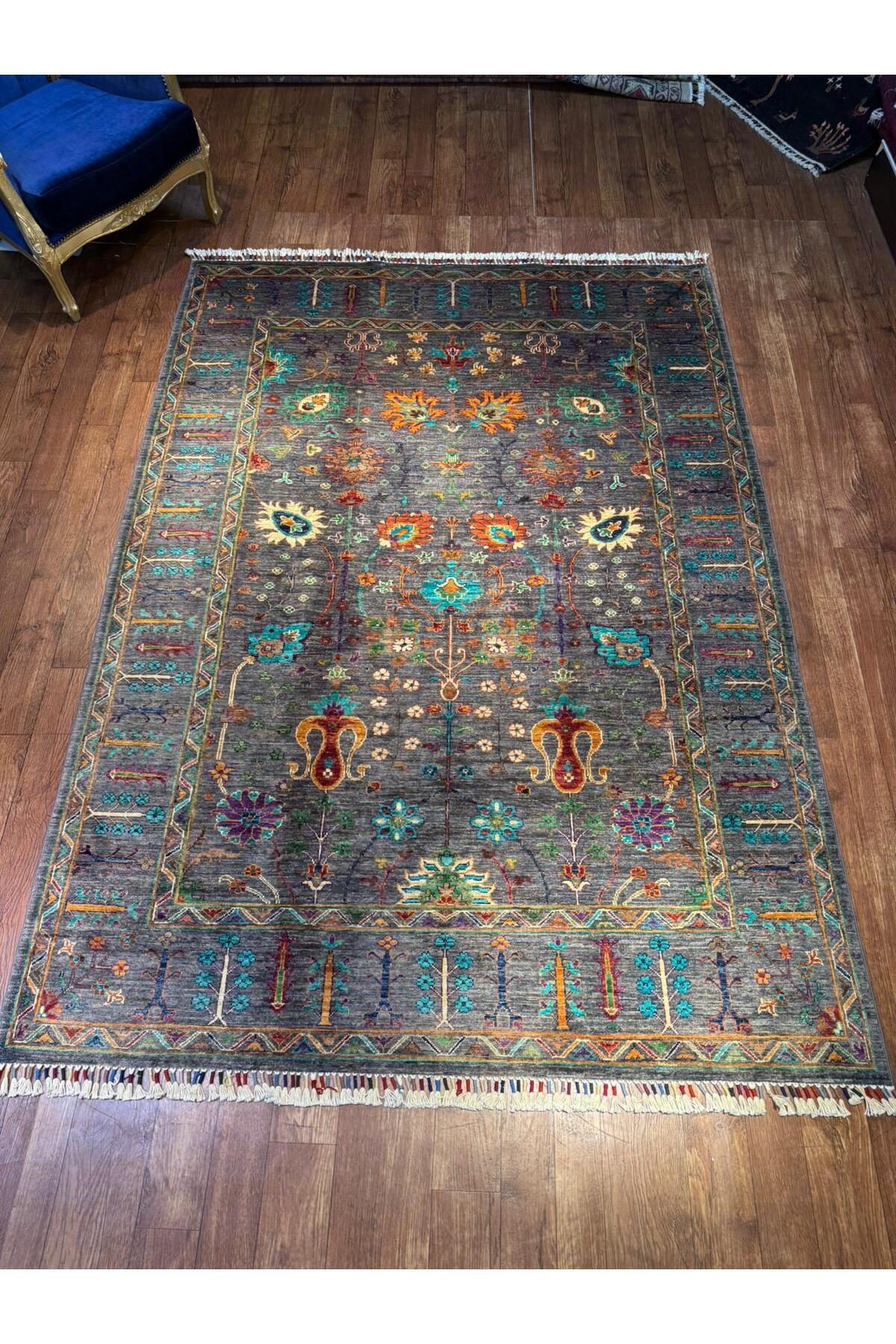 Wool Hand-Woven Afghan Rug