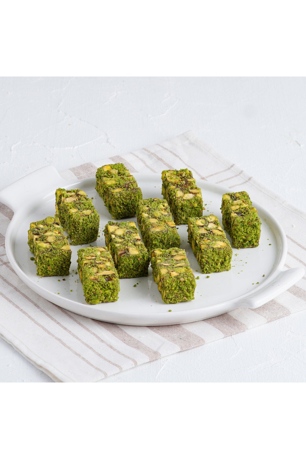 BULUTLAR KURUYEMIS Pistachio Pomegranate Flavored oscar Turkish Delight kg 500 g - MALLTURK