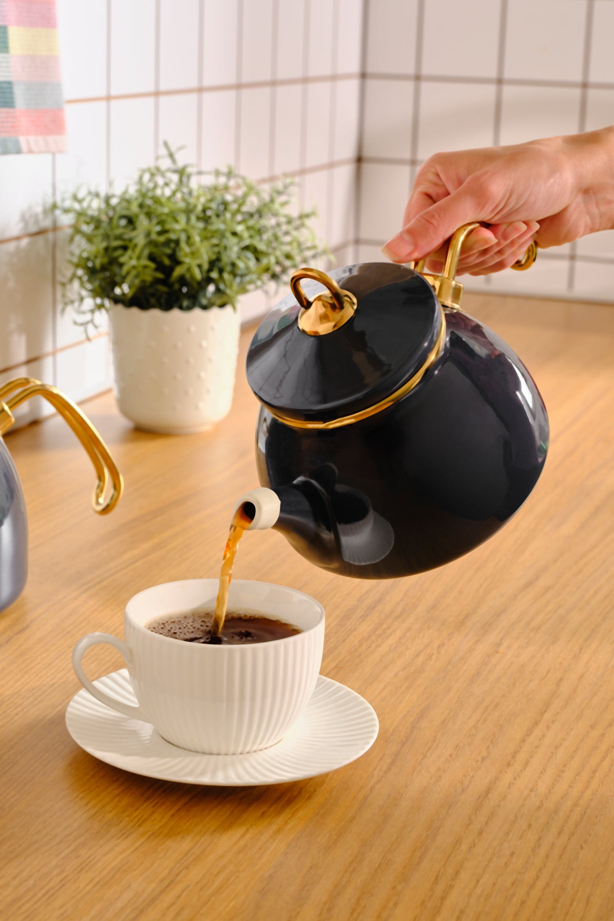 Karaca Retro Enamel Midi Teapot Anthracite - MALLTURK