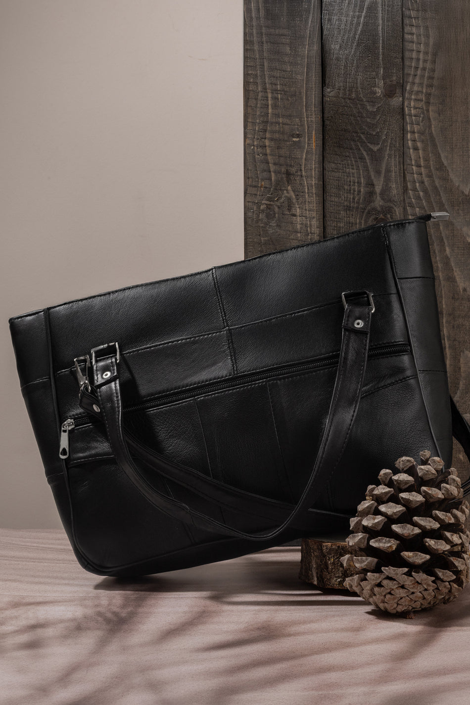 Fubileather Large Shoulder Bag, 100% Genuine Leather, Spacious Capacity, Zippered, Shoulder Bag Metallic