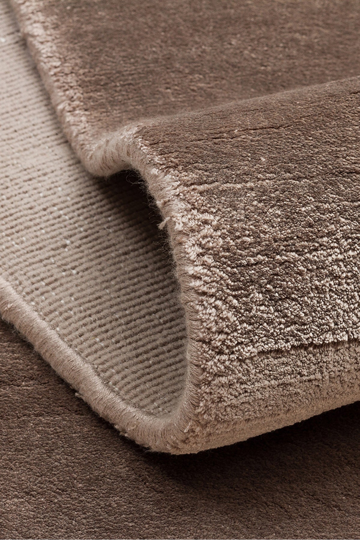 Vog Hali Alure Brown Handwoven Pure Bamboo Rug Luxury Soft Minimalist Modern Living Room and Lounge Rug - MALLTURK