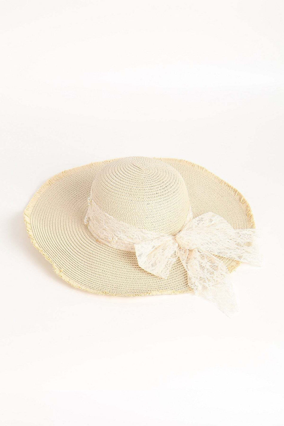 Hasema Cream Colored Straw Beach Hat with Ribbon Detail 19056