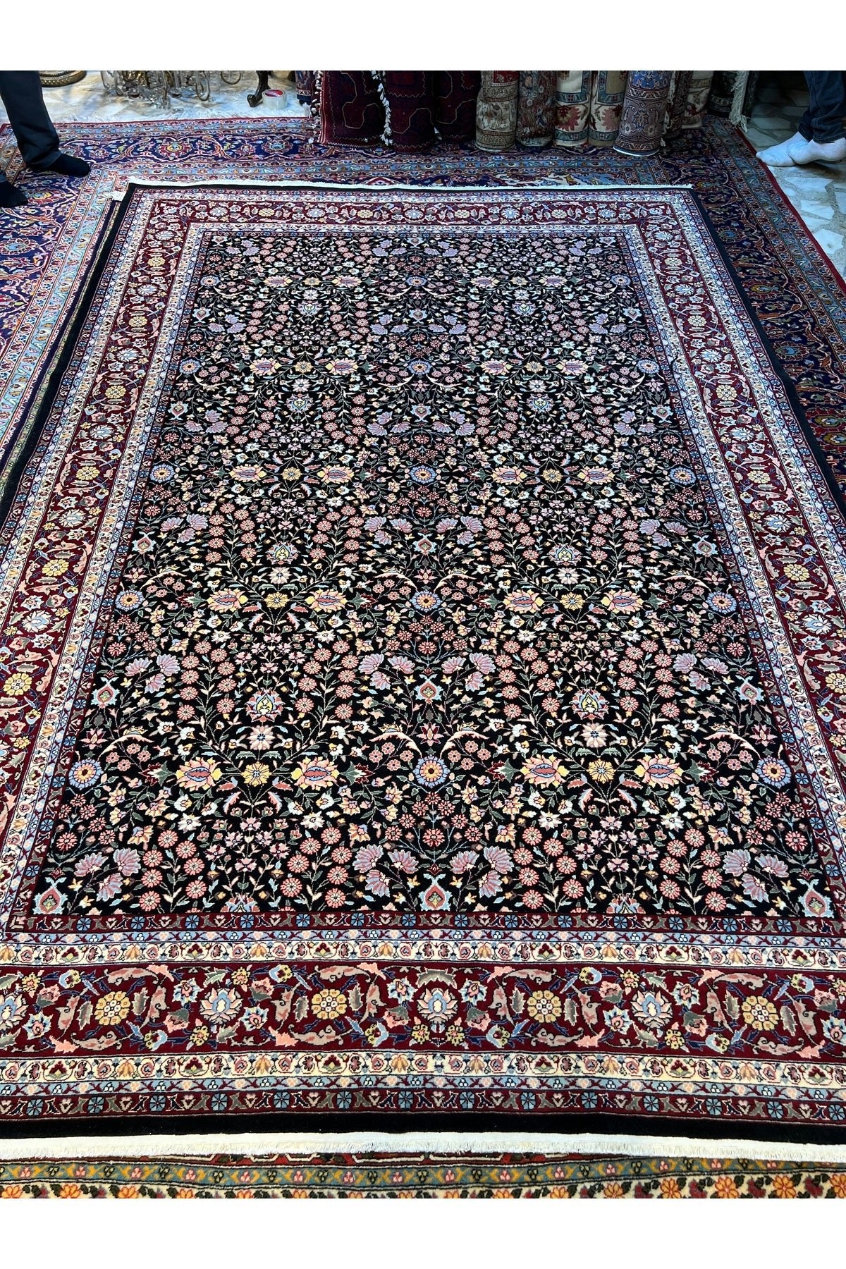 RD RAMAZAN DAG Hand Rug Art Hand-Woven Hereke Rug Signed Seven Mountains Flower Premium Quality Black Color Size 296x200 - MALLTURK